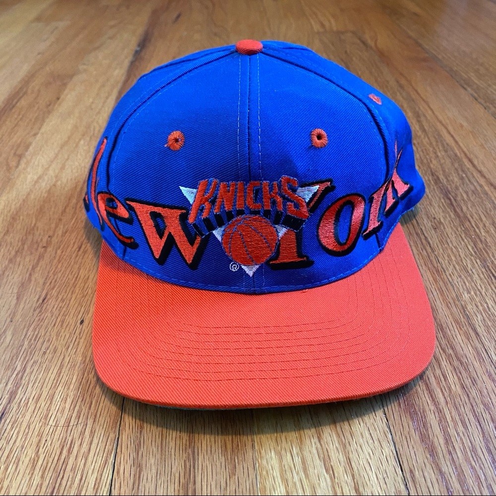 Vintage Logo 7 New York Knicks SnapBack Hat